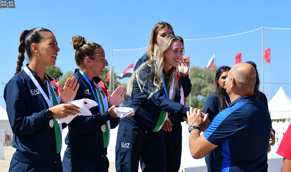Azzurri golds in Heraklion from beach volleyball, beach tennis and finswimming. Italia Team tops the medal table with 42 podiums