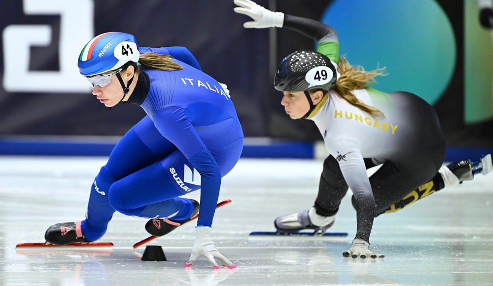 L'Italia femminile trionfa in staffetta a Montréal: primo podio azzurro sul World Tour