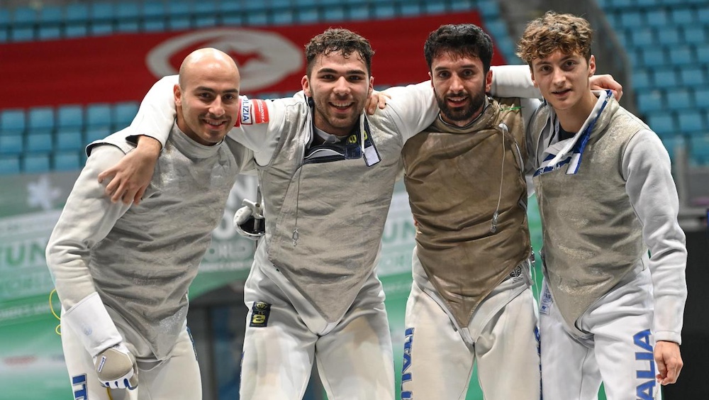 Fioretto: Bianchi, Foconi, Macchi e Lombardi trionfano in Coppa del Mondo nella prova a squadre di Tunisi