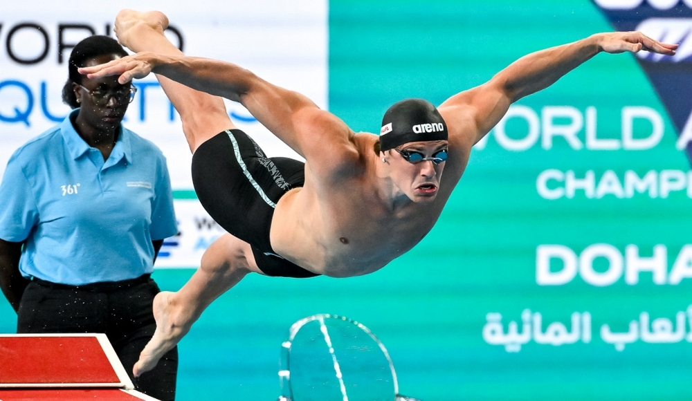 Doha World Championships: Martinenghi passes the semi-finals of the 100 breaststroke and guarantees an Olympic pass