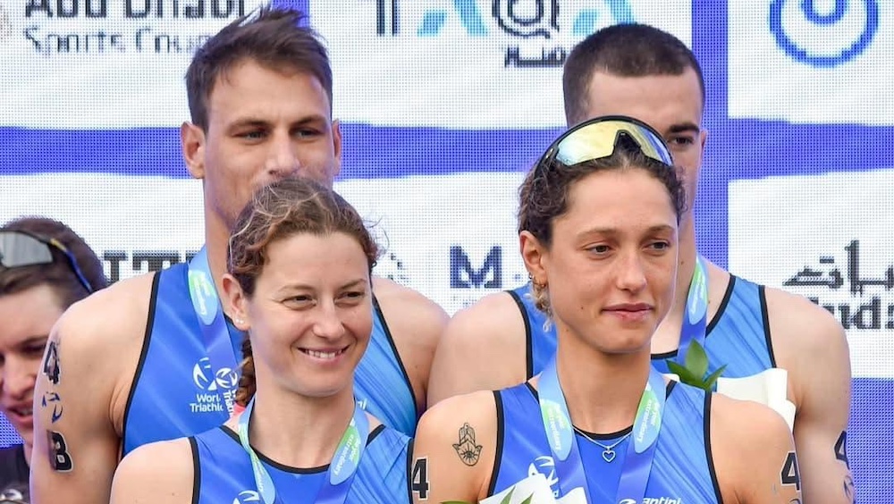 L’Italia apre le World Series con un podio: azzurri terzi nella staffetta mista di Abu Dhabi