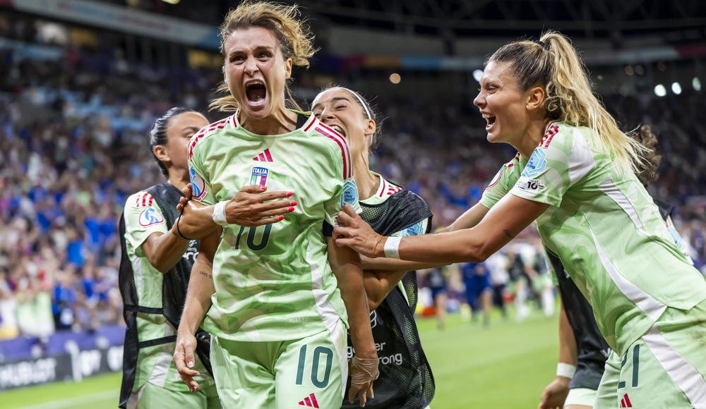 Europei, una doppietta di Girelli stende la Norvegia a Ginevra: azzurre in semifinale dopo 28 anni