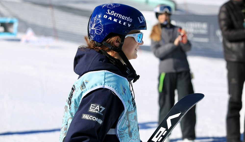 Freeski, storico successo per l'Italia a Tignes: Flora Tabanelli conquista la Coppa del Mondo generale