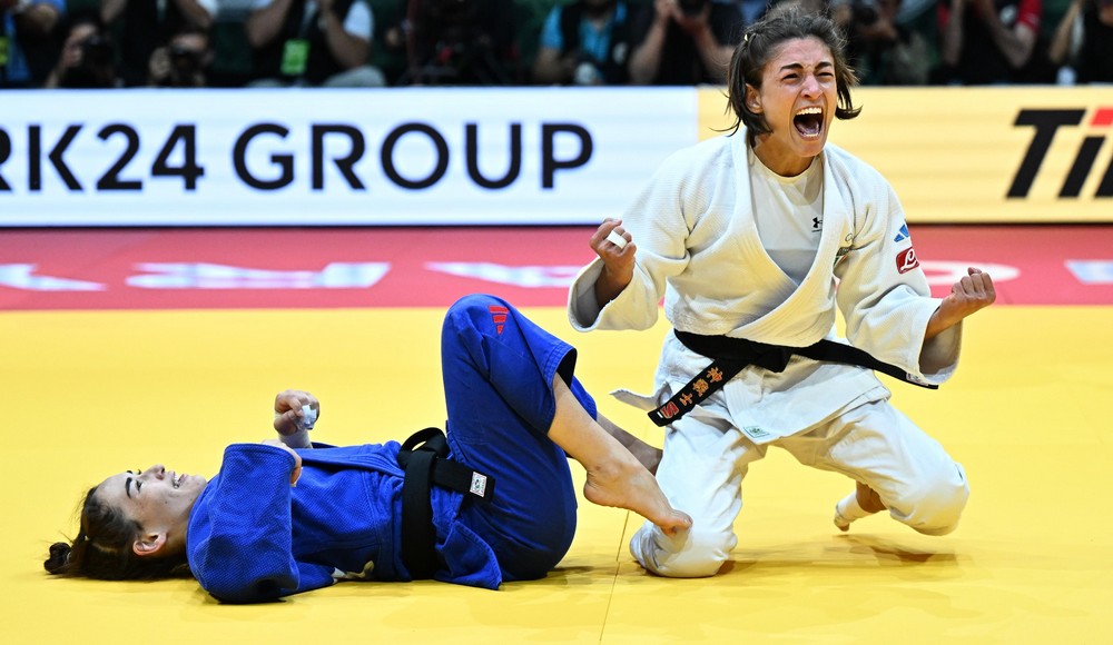 Assunta Scutto conquista l'oro ai Mondiali di Budapest: storico successo per l'Italia nei -48 kg