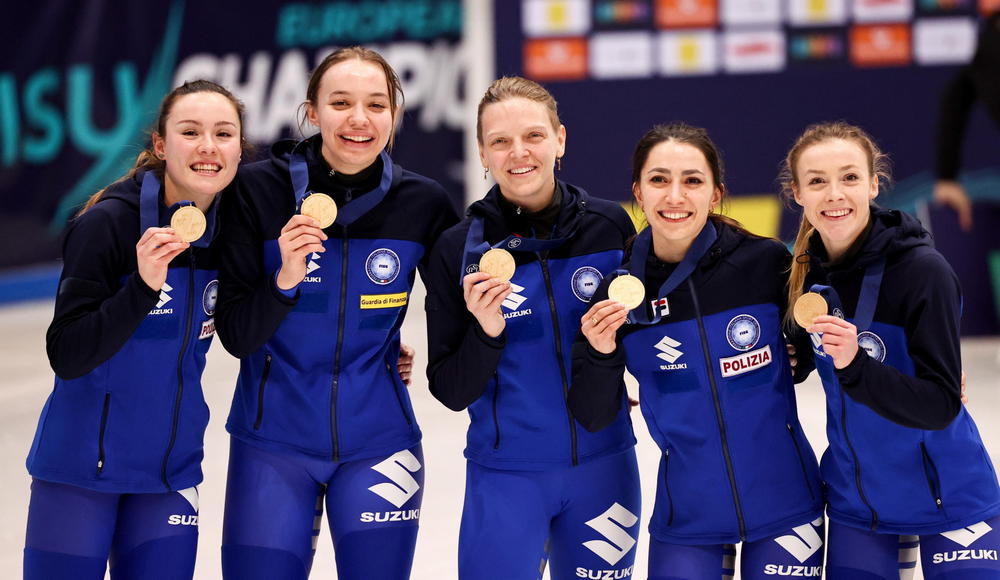 L'Italia cala il poker agli Europei di Dresda: oro per Fontana sui 1.000 metri e le azzurre della staffetta