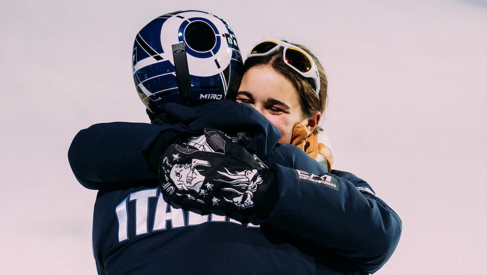 Tabanelli Show: Flora chiude la Coppa del Mondo vincendo il big air di Tignes, storico primo successo per Miro