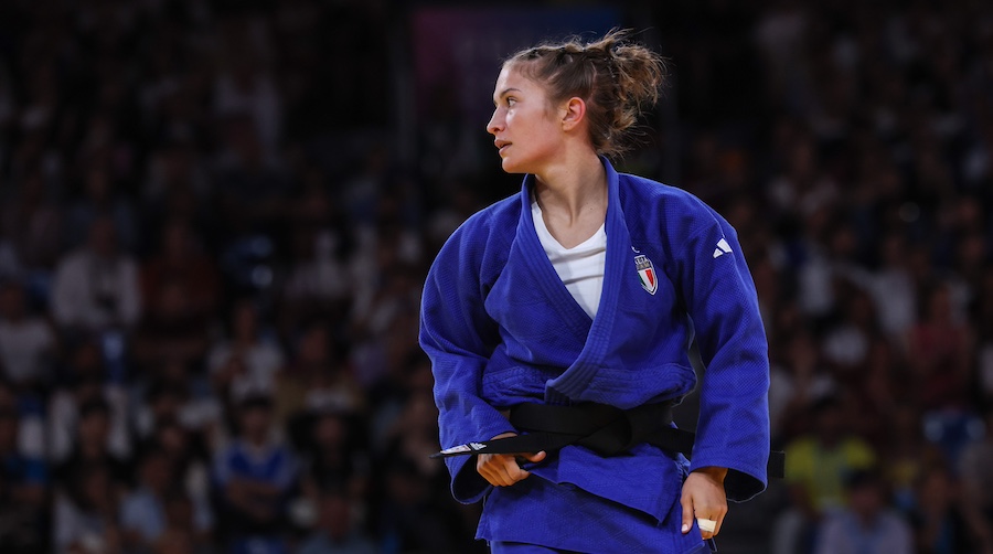 Toniolo Veronica guarda