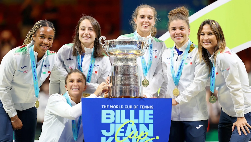 Shenzhen: l’Italia batte gli Stati Uniti e vince la Billie Jean King Cup. Buonfiglio: “Ennesimo successo di un percorso straordinario”