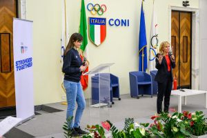 coni cnx49458px
