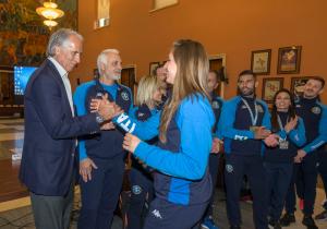 182 &copy;ZC_GMT_155052