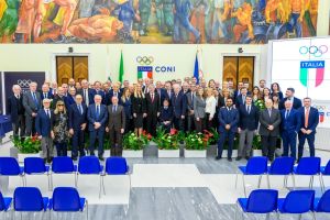 coni cnx44764px