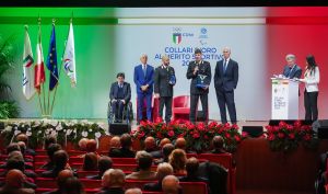 coni 0103 collari d oro sfe08708 copia simone ferraro ph