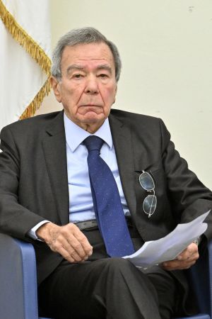 coni cnx100476px