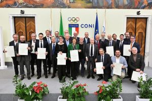 coni cnx100496px